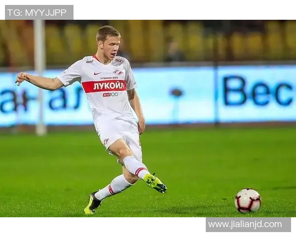 莫斯巴达与克拉斯的激烈对决揭示足球战术的深层次博弈与精彩瞬间