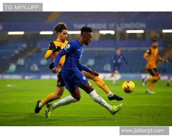 英超激战西布朗迎战伯恩利双方争夺关键积分全力以赴展现实力