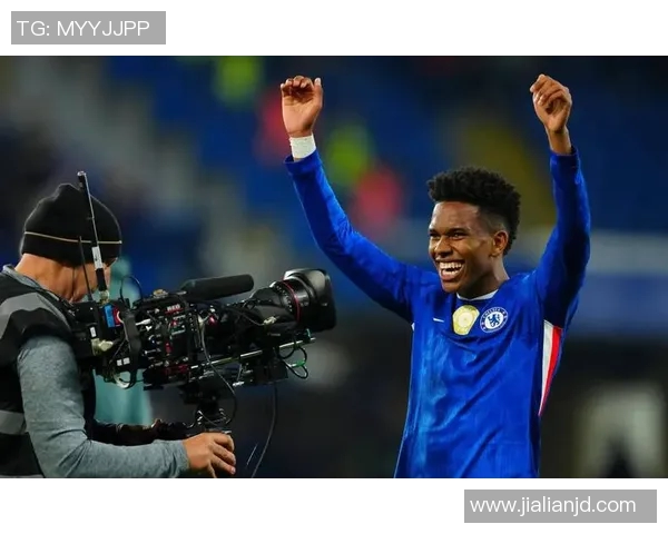 巴萨与切尔西对决胜率分析及历史交锋数据探讨 巴萨与切尔西对决胜率分析及历史交锋数据探讨