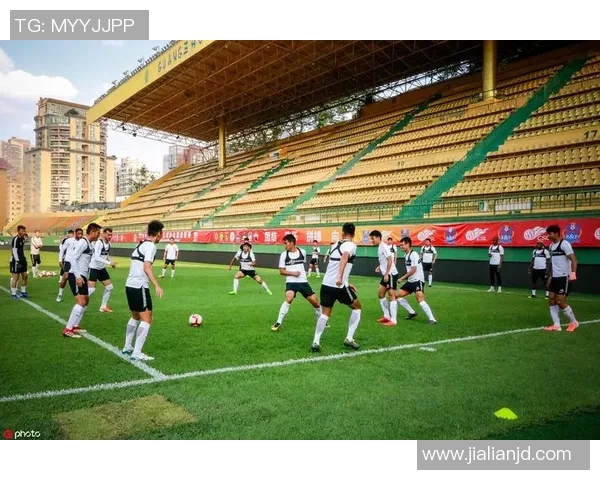 新疆队与卓尔队精彩对决视频回顾分析全场精彩瞬间与战术亮点一网打尽