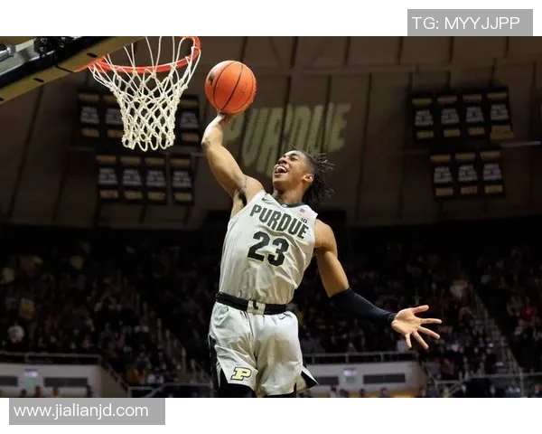 杰登艾维的篮球之路：从潜力新星到NBA赛场的闪耀表现