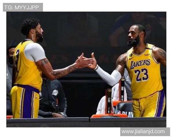 湖人对热火季后赛精彩回放全景分析与关键时刻解读