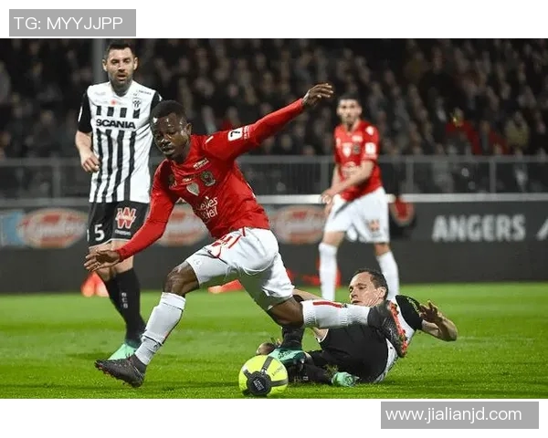 猛龙与骑士对决深度分析及战术解析展望