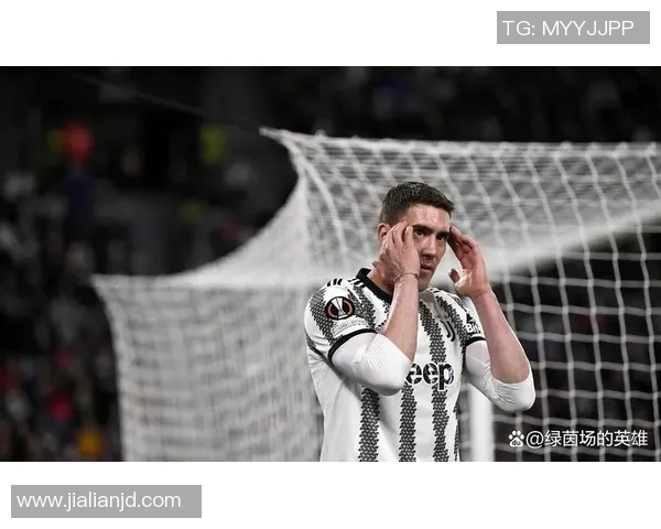 弗拉霍维奇在赛季中的精彩表现引发各界关注与期待 弗拉霍维奇在赛季中的精彩表现引发各界关注与期待