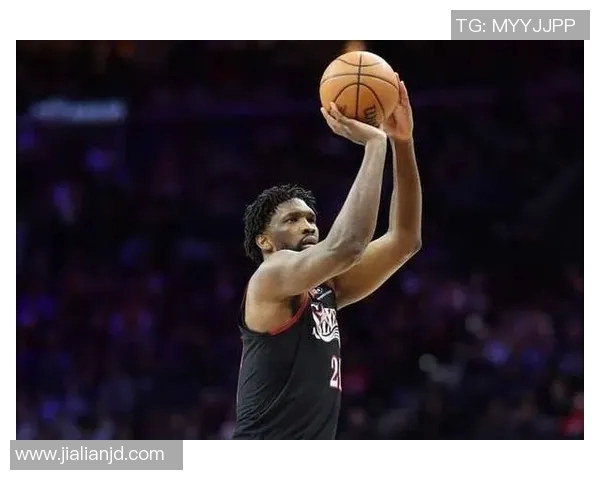 恩比德连续夺得得分王创近四十年新高场均348分令人瞩目 恩比德连续夺得得分王创近四十年新高场均348分令人瞩目