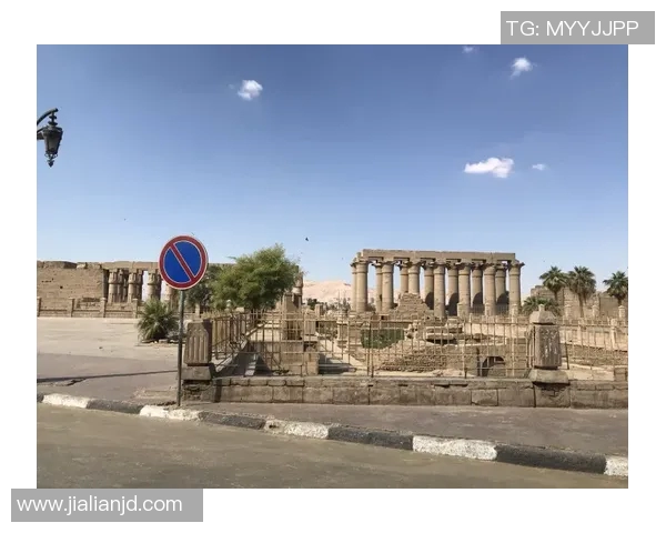 探索埃斯特旺的魅力与文化深度,揭示这座城市的独特风情与历史底蕴