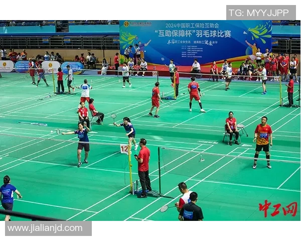 成都羽毛球队包夹战术解析与实战应用探讨MBA