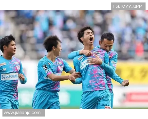 鸟西砂岩与大阪樱花的激烈对决谁能在赛场上笑到最后