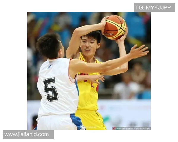 吴前：从青涩少年到篮球巨星的奋斗历程与辉煌成就