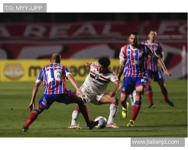 圣保罗与科隆竞技对决分析及比赛前瞻策略探讨 圣保罗与科隆竞技对决分析及比赛前瞻策略探讨