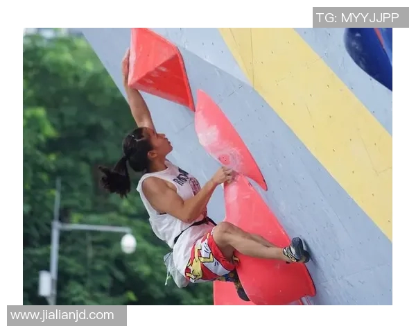 广州极限运动队在攀岩联赛中以60分稳居榜首展现强大实力MBA 广州极限运动队在攀岩联赛中以60分稳居榜首展现强大实力MBA