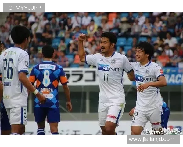 德岛漩涡与松本雅的精彩对决揭示了日本职业摔跤的魅力与竞争激烈性 德岛漩涡与松本雅的精彩对决揭示了日本职业摔跤的魅力与竞争激烈性