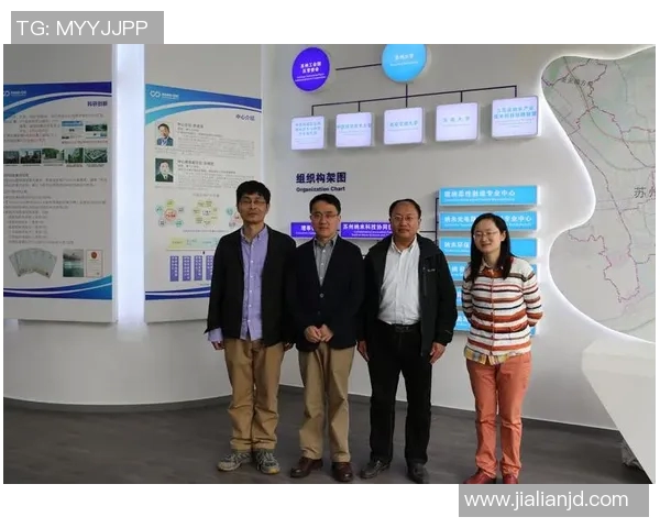 徐昕:探索科技与人文交汇的未来之路与创新思维 徐昕:探索科技与人文交汇的未来之路与创新思维