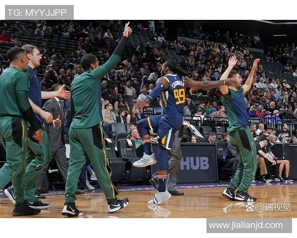 热火与独行侠激战正酣谁能在这场对决中笑到最后